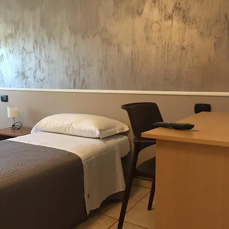 Affittacamere Da Tulio Gæstehus Peschiera del Garda